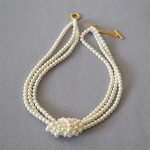 Elegant Multi Layer Artificial Pearl Necklace For Women French Retro Multi Strand Glass Artificial Pearl Knotted Choker With Gold Alloy Toggle Clasp
