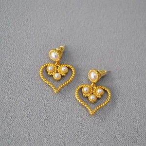 French vintage heart pearl earrings with gold twisted edge and 925 silver needle