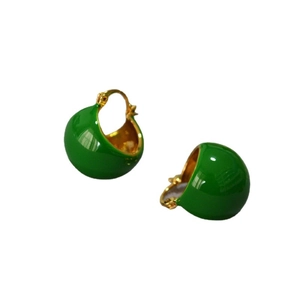 Boucles d'oreilles rétro françaises en laiton doré avec boules en émail vert