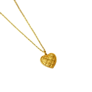 Vintage quilted heart pendant necklace in 18K gold finish with delicate beaded edge