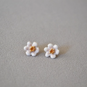 Handmade enamel camellia stud earrings with pink gradient and 925 silver needle