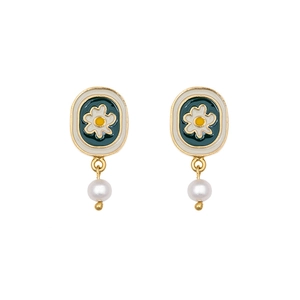 Daisy Flower Enamel Earrings With Fresh Water Freshwater Pearl And 925 Sterling Silver Earring Post French Vintage Style For Women