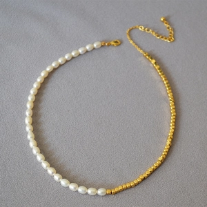 Minimalist Gold Plated Brass Faceted Bead Freshwater Pearl Spliced Necklace For Women Elegant Adjustable Clavicle Chain