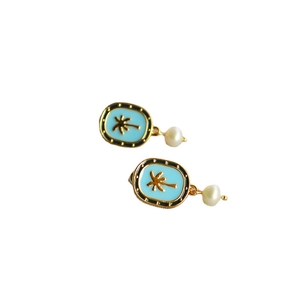 Vintage tropical palm tree earrings with blue enamel and pearl drop in gold finish