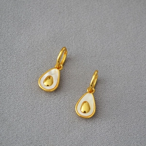 Minimalist gold plated pear-shaped earrings with mother of pearl inlay for women