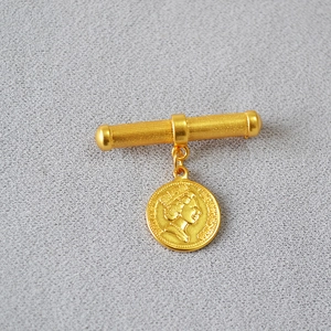 French vintage gold coin brooch with Elizabeth II relief and horizontal metal bar
