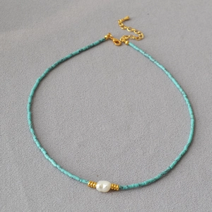 Handmade turquoise bead necklace with baroque pearl and golden spacers in French retro style