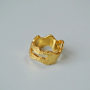 Lava texture gold-plated brass ring with openwork design and irregular wave edges