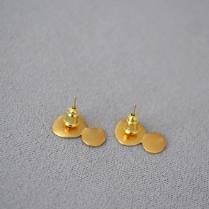 Minimalist gold-plated geometric earrings with colored enamel and sterling silver needles