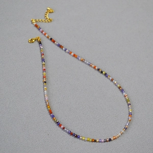 Collier de perles en zircon facetté coloré avec fermoir doré ajustable et chaîne d'extension