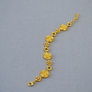 Vintage 18K Gold Plated Brass Rose Flower Link Bracelet Inlaid With Zirconia For Women Elegant Textured Jewelry Accessory