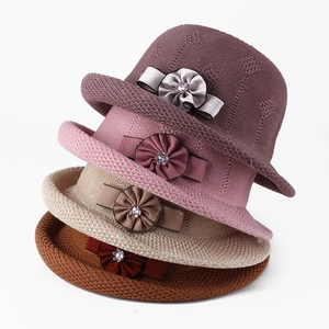 Women Fashion Knit Bucket Hat Sun Protection Solid Color Jacquard Cloche Hat With Rhinestone Flower For Beach Summer Travel