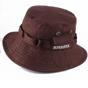 Cappello da pescatore marrone scuro in cotone con occhielli e ricamo laterale