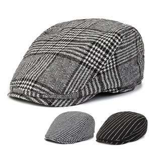 Men Vintage Plaid Flat Cap British Style Houndstooth Newsboy Beret Hat Autumn Winter Warm Peaked Cap Adjustable Casual Hat