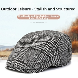 Classic grey plaid beret flat cap for men with high-quality tweed texture for autumn and winter
