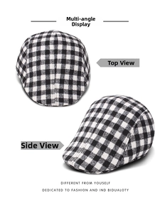 Vue de dessus et de côté de la casquette classique à motif pied-de-poule noir et blanc