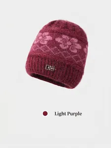 Women's jacquard winter beanie in dark red fleece with floral pattern and golden buckle