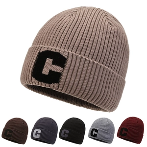 Berretto Donna Invernale Caldo In Maglia A Coste Patch Lettera C Morbido Poliestere Berretto Per Tempo Freddo Esterno Casual Copricapo