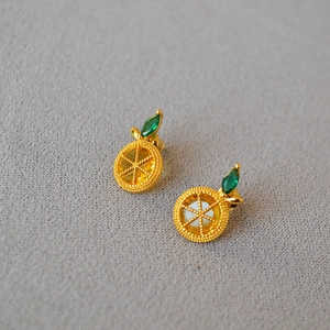 Chic gold-plated lemon slice stud earrings with yellow crystal and green leaf stone
