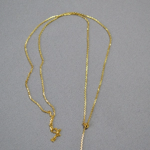 Élégant collier en Y doré avec perle coulissante réglable et pendentif perle des mers