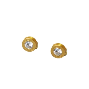 Minimalist gold-plated stud earrings with round cubic zirconia and retro textured finish