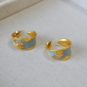 French retro C-shape hoop earrings with blue enamel and gold daisy zircon accents