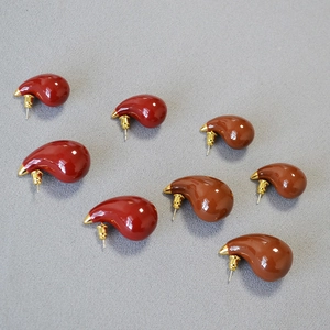 French retro enamel water drop stud earrings in red and caramel brown color set
