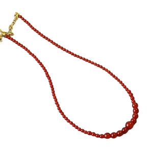 Chic red agate beaded necklace with gradient sizing and gold lobster clasp closure