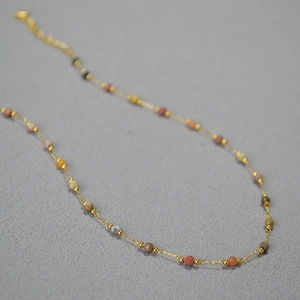 Collier Perlé en Pierre Naturelle Vintage Français pour Femme Cuivre Plaqué Or Chaîne de Clavicule Élégante Bijoux Littéraires