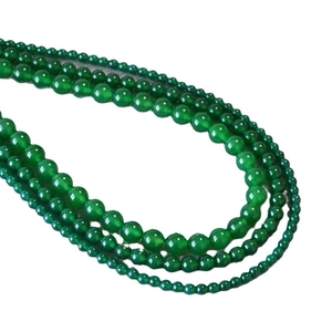 Ethnic style translucent green agate beaded necklace with various bead sizes