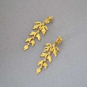 Vintage Brass Leaf Drop Earrings For Women With 925 Sterling Silver Earring Post Elegant Gold Plated Rhinestone Leaf Jewelry Gift