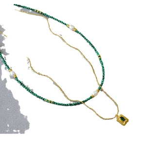 French retro double-layer necklace with malachite beads, pearls and emerald square pendant