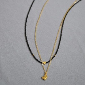 Collier Pendentif Cœur Français Minimaliste Plaqué Or 18K Laiton Choker Perlé Noir Bijoux de Mode pour Femme Cadeau