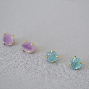 Minimalist Irregular Natural Aquamarine Amethyst Raw Stone Stud Earrings Brass Gold Plated With 925 Sterling Silver Earring Post Women Jewelry