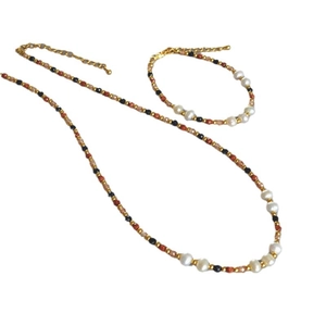 Vintage Baroque pearl jewelry set with beaded necklace and matching bracelet