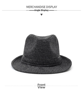 Vue de face du chapeau fedora en laine gris foncé pour hommes avec ruban décoratif