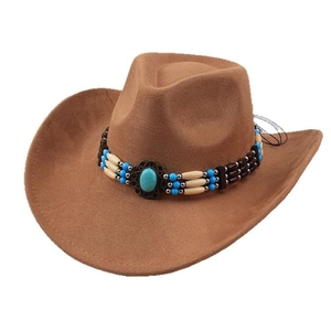 Chapeau de cowboy en daim marron avec bande perlée turquoise et large bord incurvé