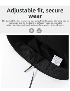 Détail du cordon de serrage intérieur de la casquette noire avec étiquette de taille