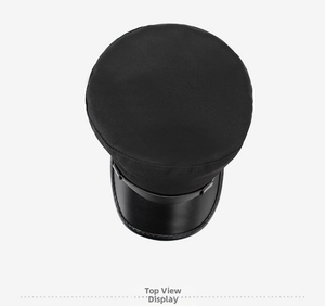 Vue de dessus d'une casquette militaire noire en sergé avec visière en cuir