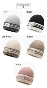 Collage di berretti invernali in maglia spessa nei colori grigio, nero e rosa