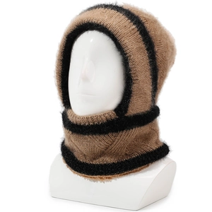 Cagoule tricotée camel épaisse avec tour de cou intégré et bordure en fourrure pour femme