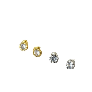 Minimalist 925 silver stud earrings with bezel-set cubic zirconia in gold and silver