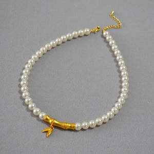 Collier de perles en laiton doré vintage avec pendentifs feuilles pour femmes