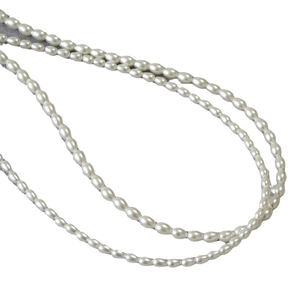Collier de perles ovales blanches élégantes, style français minimaliste et brillant