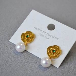 Elegant gold flower pearl earrings with green gemstone and S925 silver posts