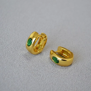 U-shaped gold-plated brass hoop earrings with oval green gemstone in a retro style