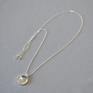Polished silver saddle bag pendant necklace for women with adjustable long chain link