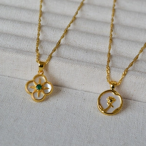 Collier Pendentif Vintage Fleur De Rose Trèfle Cuivre Plaqué Or Avec Coquille De Nacre Étoile Élégant Pour Femmes