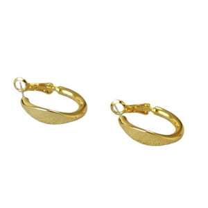 Minimalist gold geometric C-shaped stud earrings with frosted and polished finish