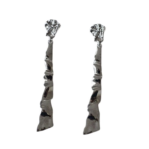 Minimalist silver wavy crumpled metal long dangle earrings with metallic reflective finish